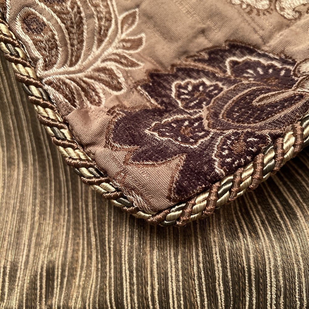 Rose Tree Home Queen Pillow Shams Pair 31x23 Brown Gold Chenille Brocade